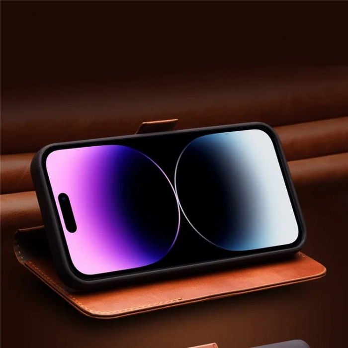 QIALINO - Qialino iPhone 14 Plånboksfodral Äkta Läder Magnetic - Brun
