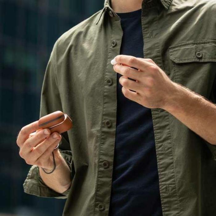 UNIQ - Uniq Airpods Pro 2 Skal Äkta Läder Terra - Toffee Brun