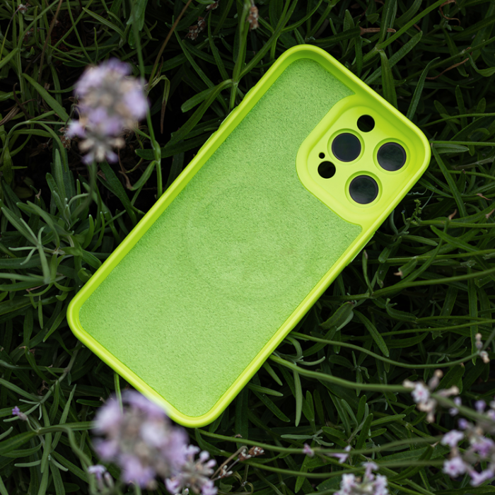 A-One Brand - iPhone 11 Mobilskal MagSafe Ultra Trendy Vivid Thin - Grön