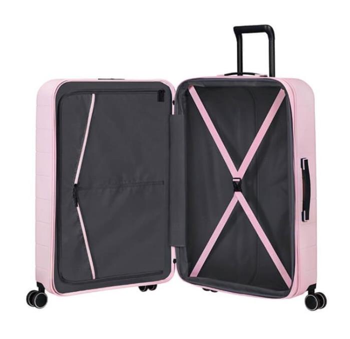 UTGATT1 - AMERICAN TOURISTER Nova Stream Spinner 77/28 Expand - Svart