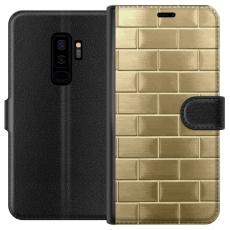iSecrets - Pl&aring;nboksfodral till Samsung Galaxy S9+ med Gyllene Murstenar