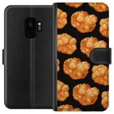 Gustaf - Pl&aring;nboksfodral till Samsung Galaxy S9 med Nuggets
