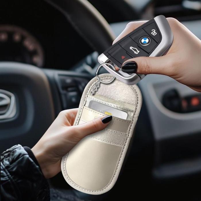 Tech-Protect - Tech-Protect Nyckellös RFID Signal Blocker Faraday Skal - Caffe Latte