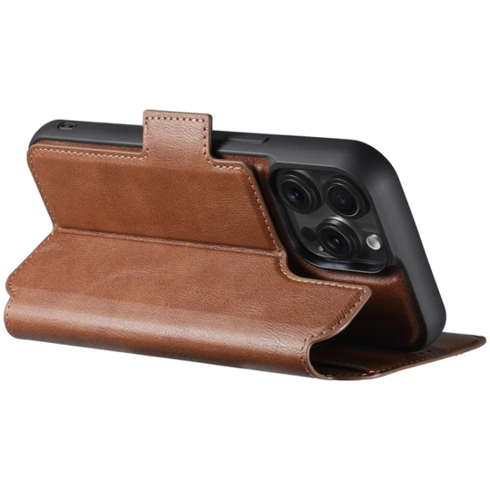SUTENI - SUTENI iPhone 16 Pro Max Plånboksfodral Magsafe Cowhide - Brun