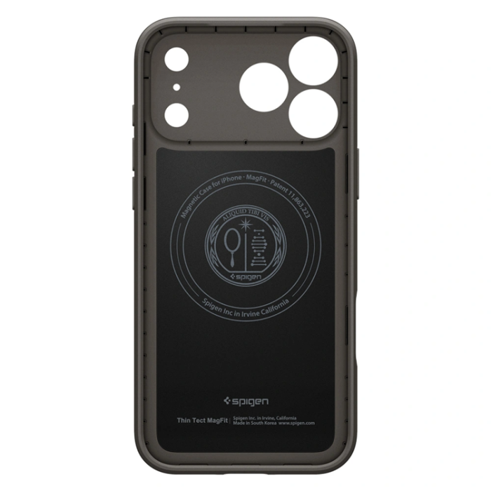 Spigen - Spigen iPhone 17 Pro Mobilskal Magsafe Thin Fit - Gunmetal