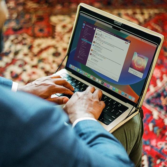 UTGATT1 - Twelve South BookBook för MacBook Pro M1 14-tum - Brun