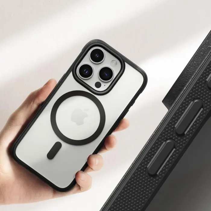 Ringke - Ringke iPhone 15 Pro Mobilskal Magsafe Fusion Bold - Matte Svart