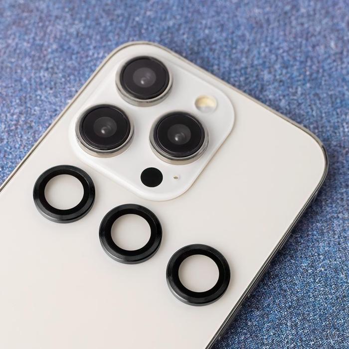 OEM - Skyddslins för iPhone 11 Pro/12 Pro med Svart Ram