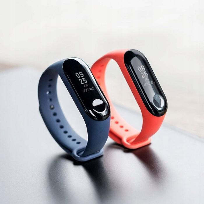 UTGATT5 - Tech-Protect Smooth Xiaomi Mi Band 3/4 Röd