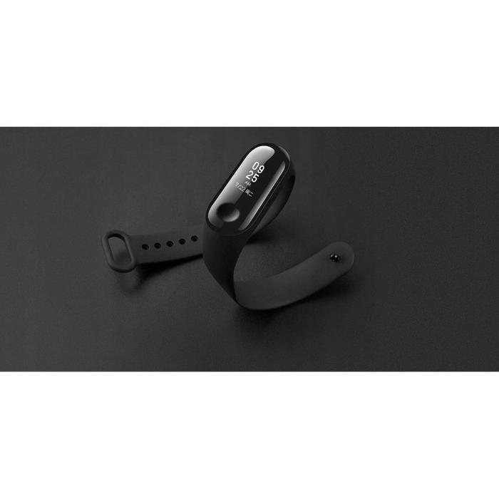 UTGATT5 - Tech-Protect Smooth Xiaomi Mi Band 3/4 Röd