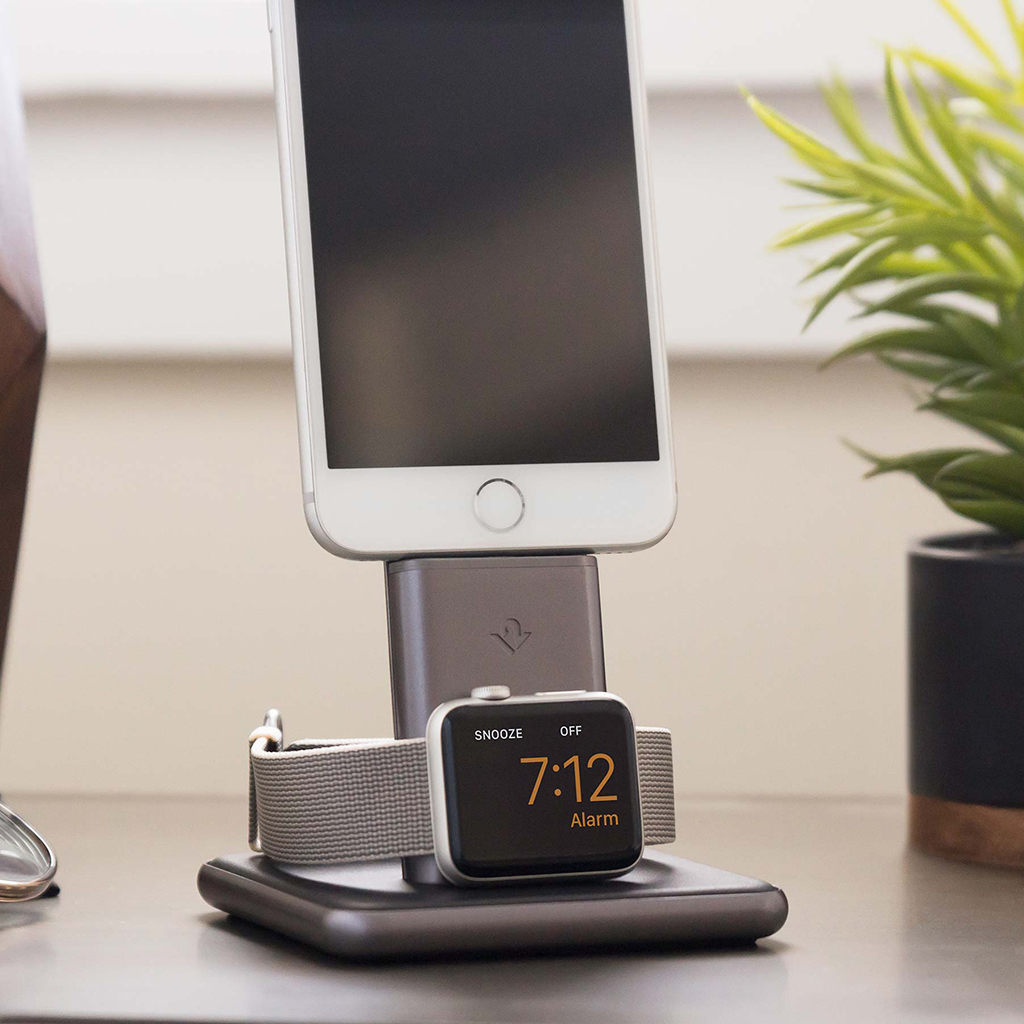 UTGÅTT
Twelve South HiRise Duet för Apple Watch och iPhone