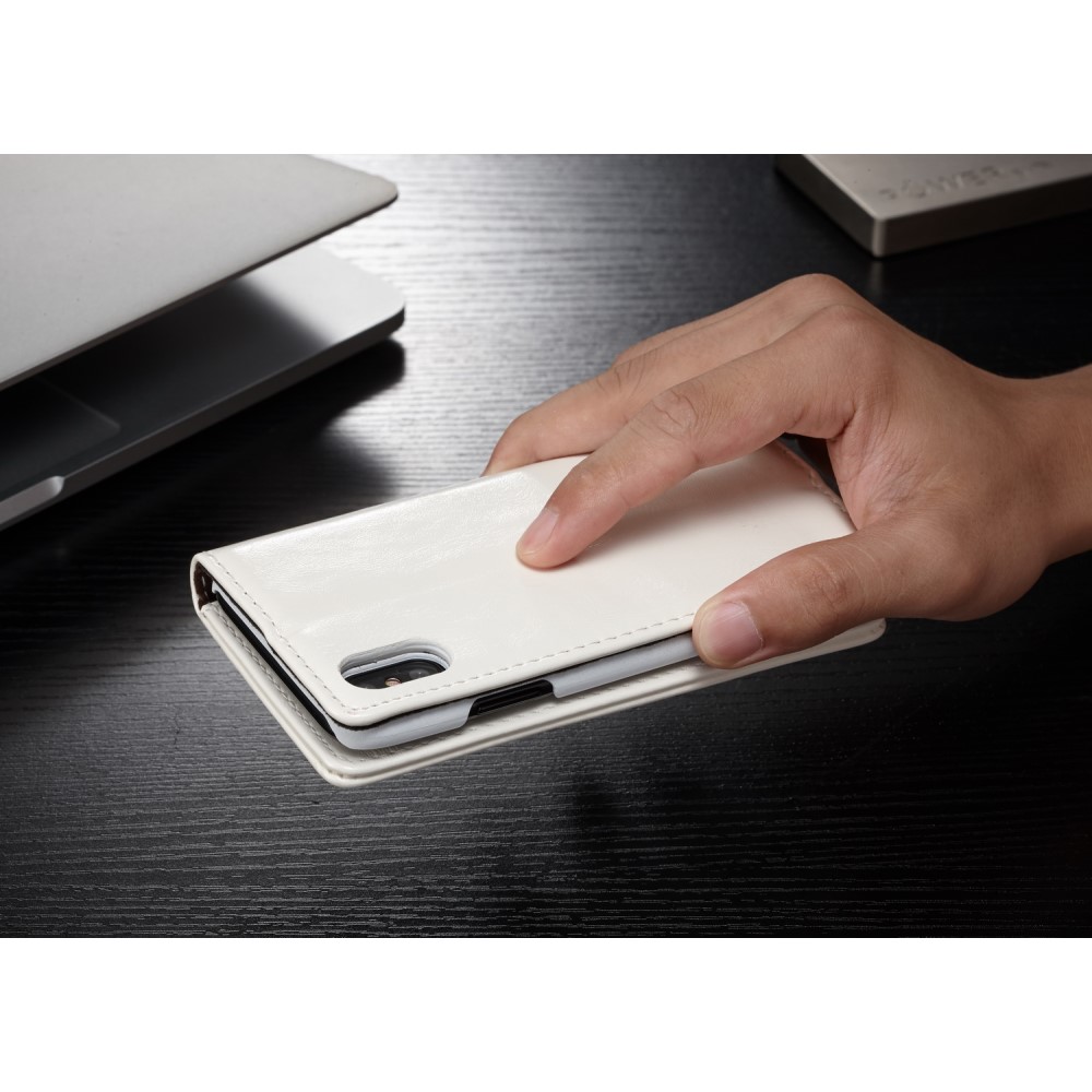 Caseme
Caseme Oil Wax Plånboksfodral till Apple iPhone XS / X - Vit