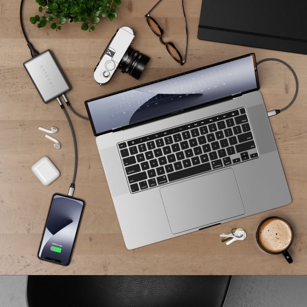 Satechi - Satechi 100W GaN PD-reseladdare med dubbla USB-C och USB-A-uttag
