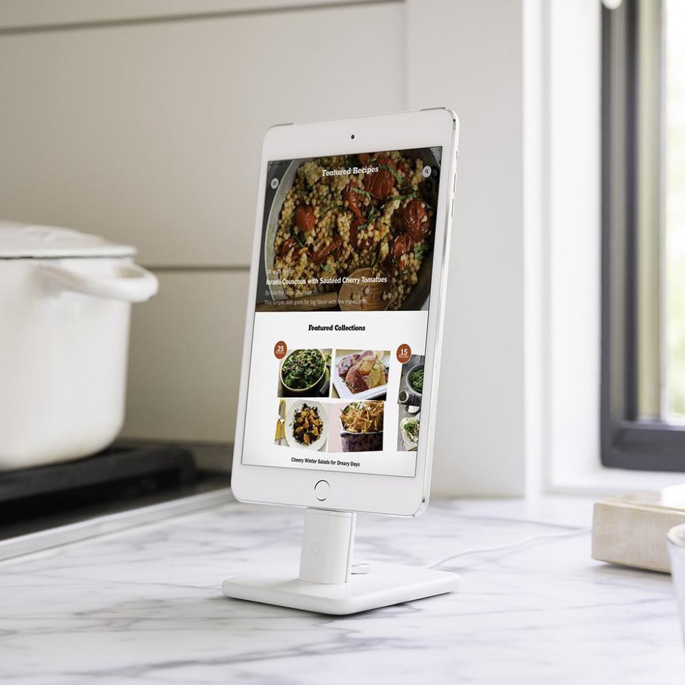 UTGÅTT
Twelve South HiRise Deluxe 2 med Lightning & Micro USB-kabel - Svart