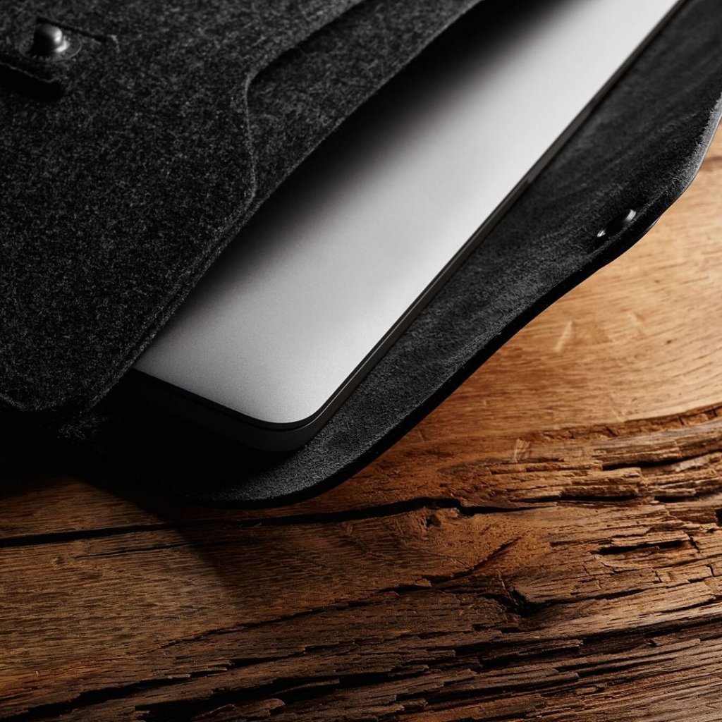 Mujjo
Mujjo Sleeve 16 - Premium-fodral för MacBook Pro 16 - Svart