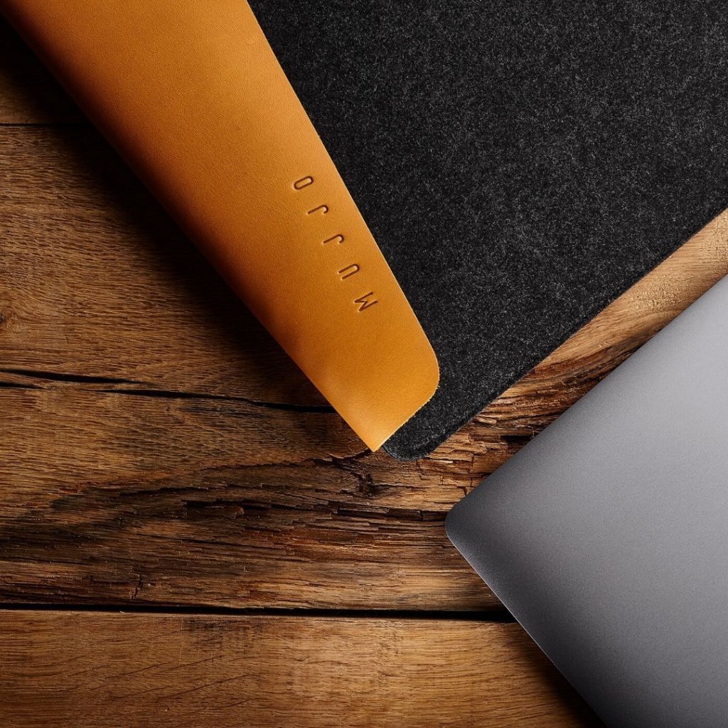 Mujjo - Mujjo Sleeve 16 - Premium-fodral för MacBook Pro 16