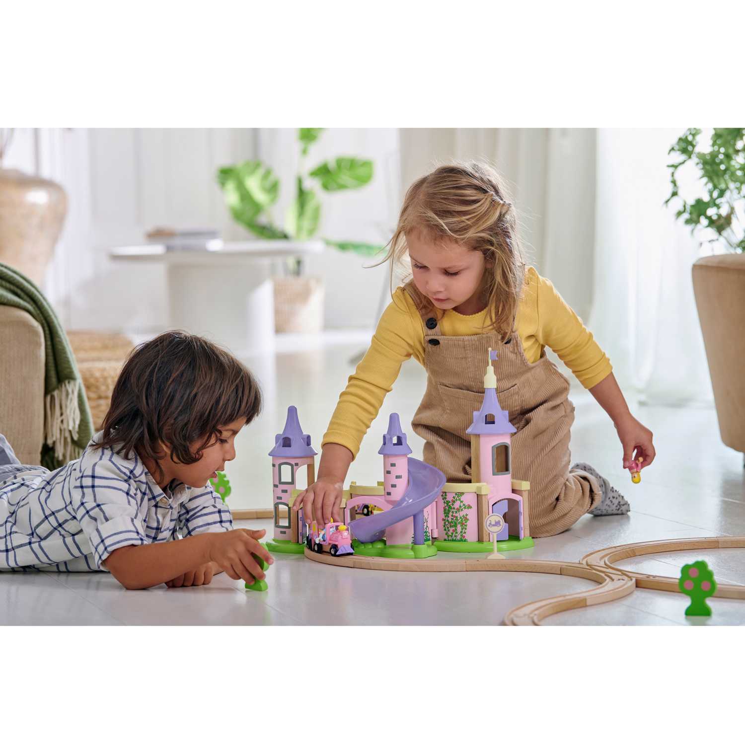 Alternativ bild 1 för BRIO Disney Princess 33312 Castle Set