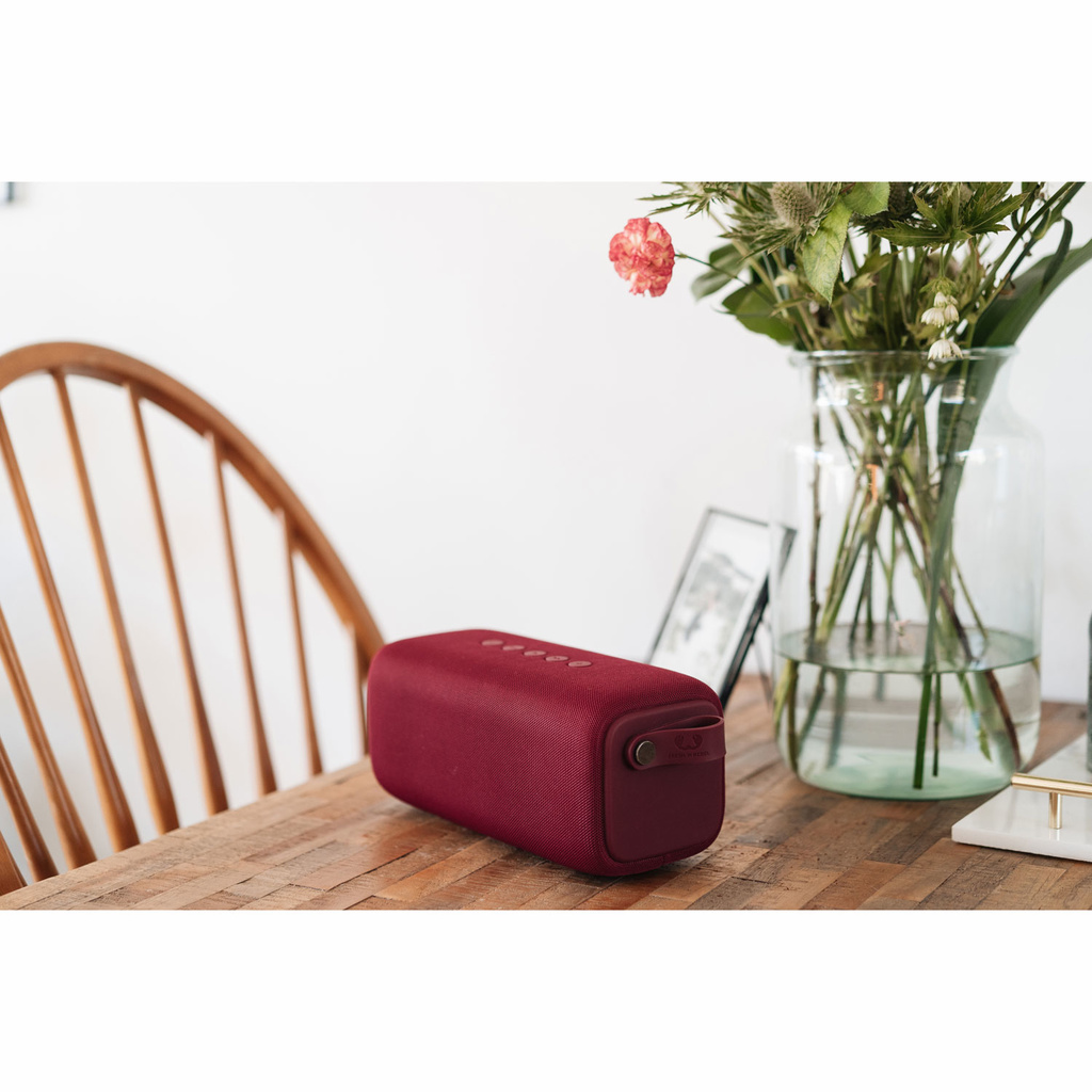 OEM
FRESH N REBEL Rockbox BOLD L - Ruby Red