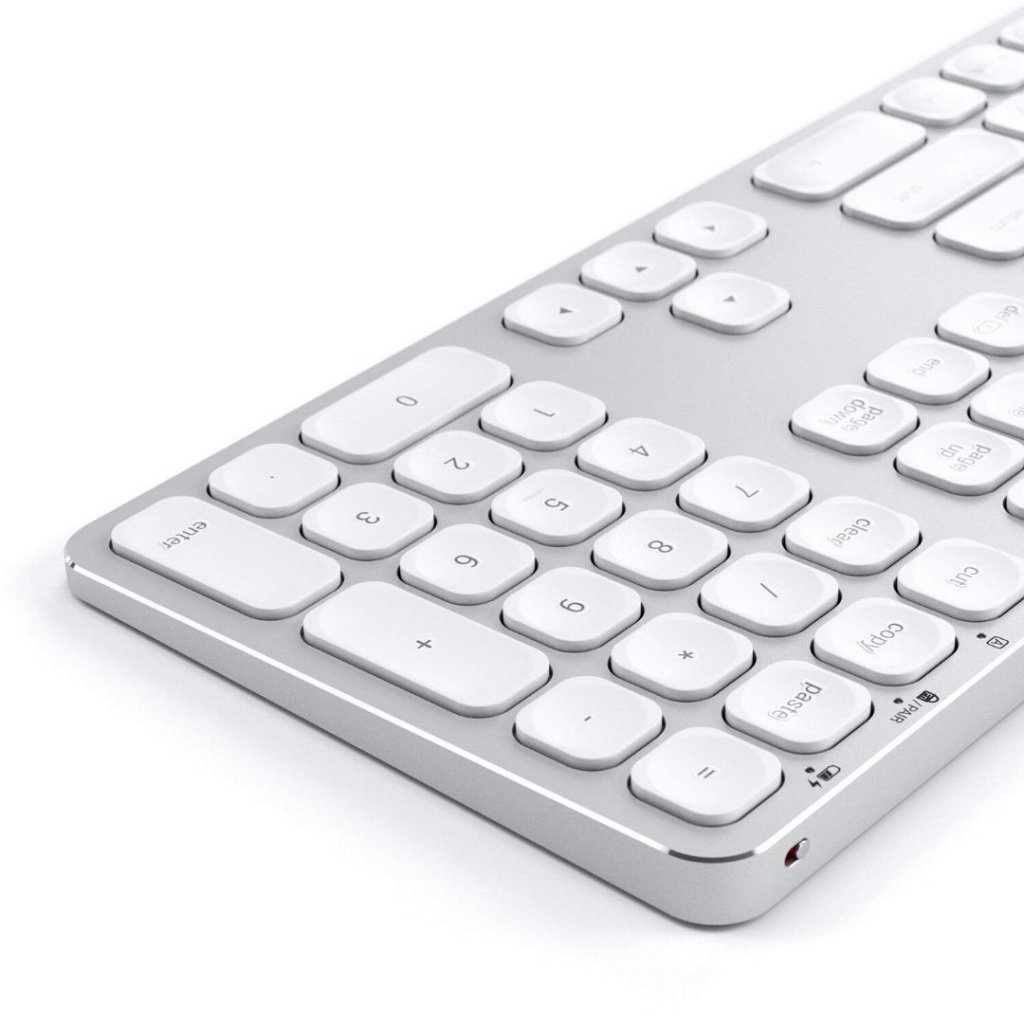 Satechi
Satechi Trådlöst tangentbord för upp till 3 enheter - US Engelsk Layout