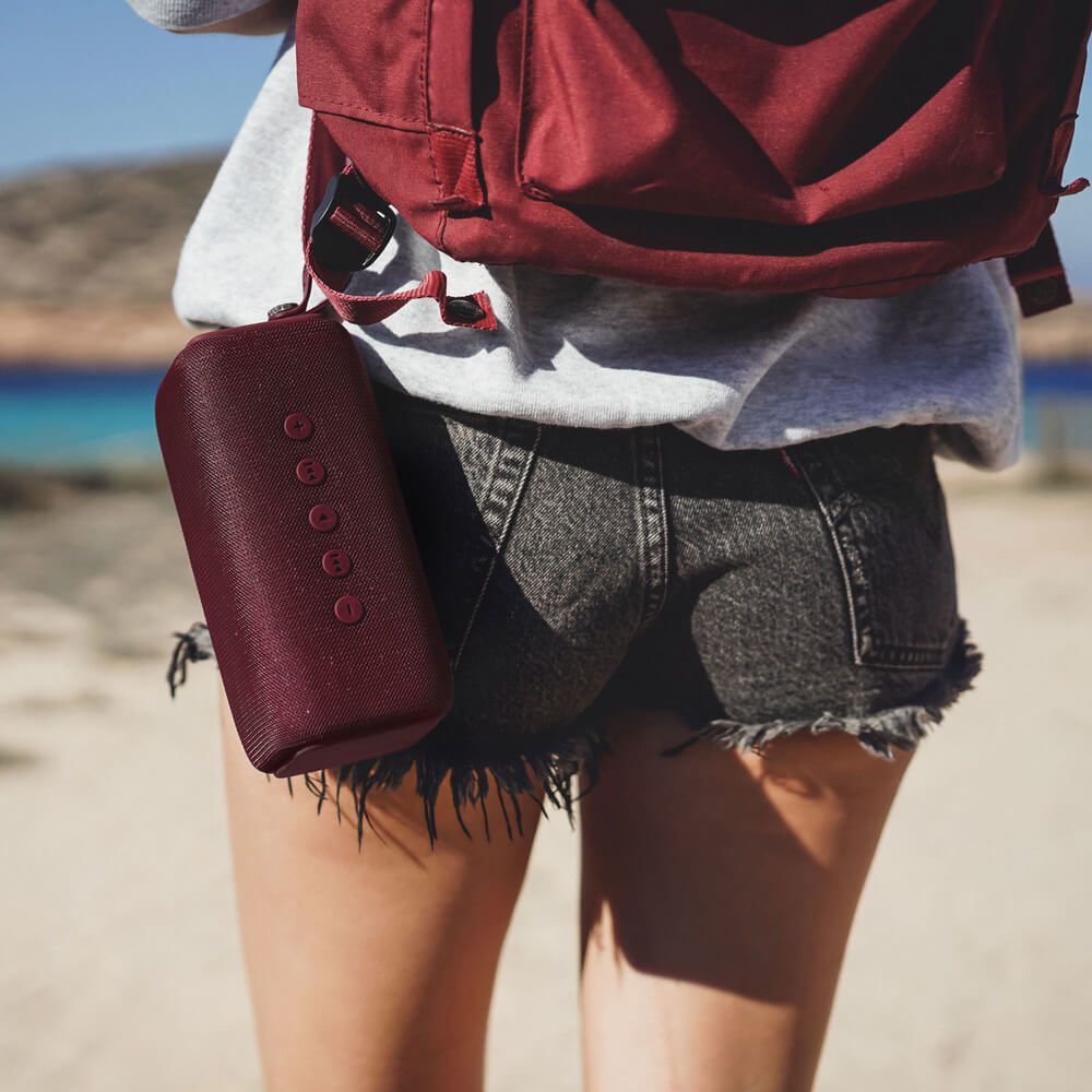Fresh N Rebel
Fresh N Rebel Rockbox BOLD M Ruby Red