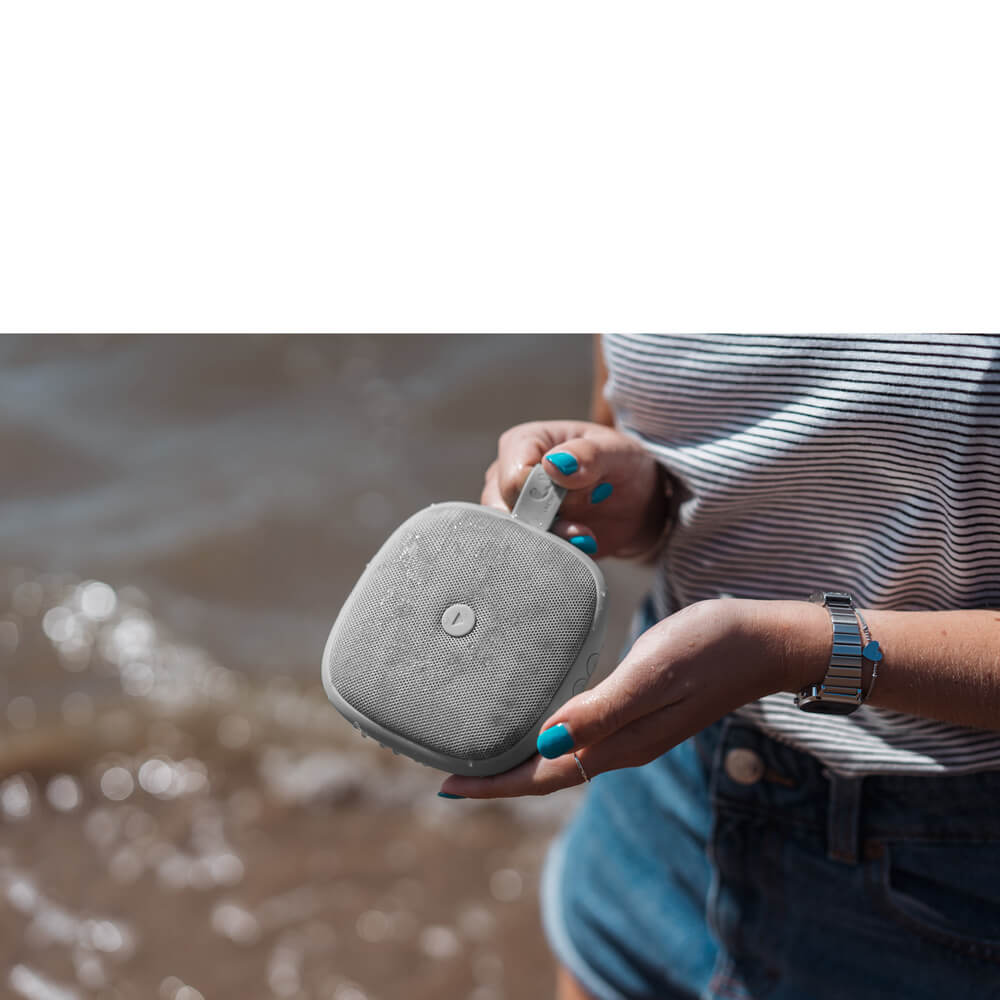 Fresh N Rebel
Fresh N Rebel Rockbox BOLD Xs Ice Grey