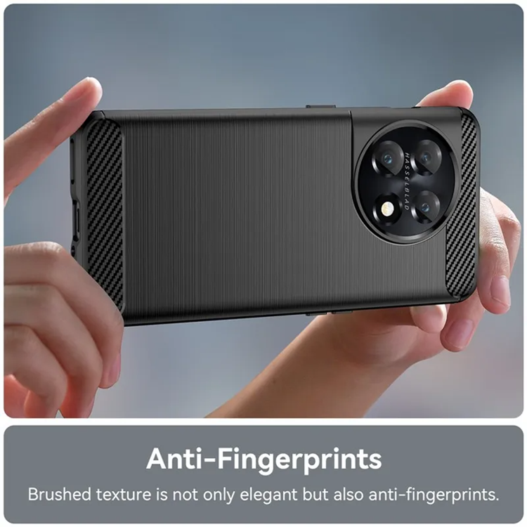 A-One Brand - OnePlus 11 5G Mobilskal Brushed Carbon Fiber - Svart