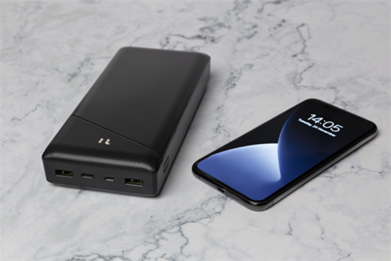 Deltaco - DELTACO Powerbank 30000 mAh - Svart