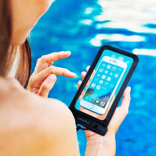 UTGATT1 - Spigen Universala Vattentät Mobilväskor A600 - Svart